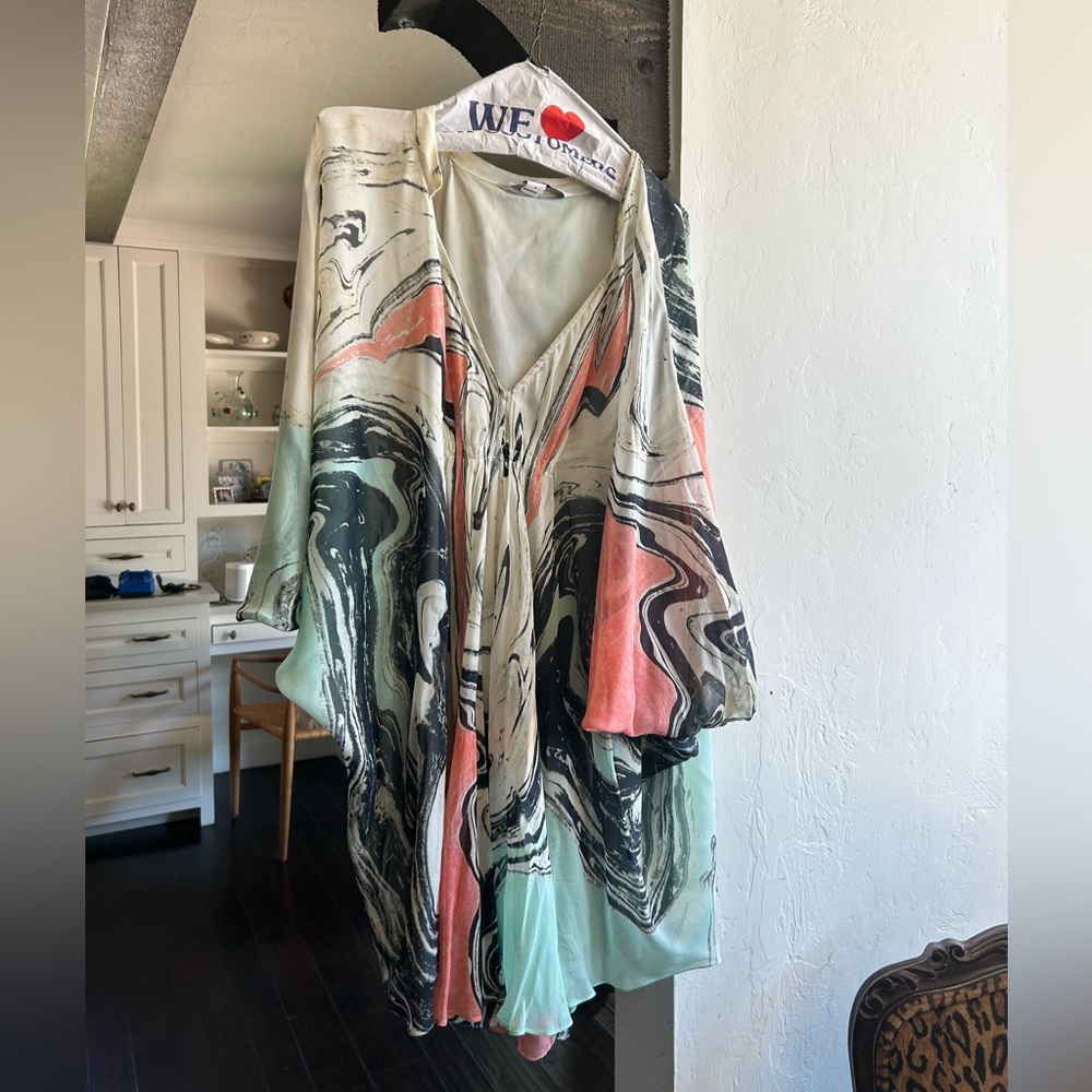 Diane VonFurstenberg summer dress.   Size 4